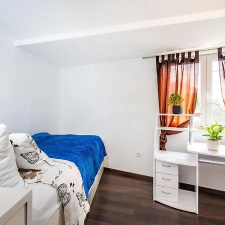 Villa Urban And Quiet Holiday House Bianca