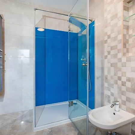Villa Urban And Quiet Holiday House Bianca Nin