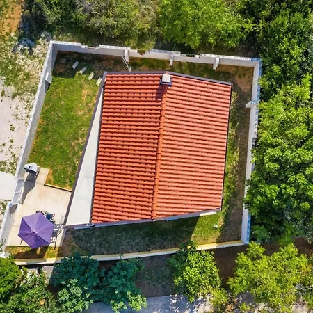 Urban And Quiet Holiday House Bianca
